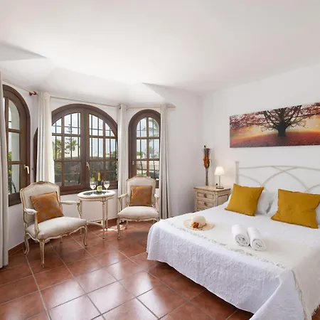 Nikki By * Пуэрто дель Кармен