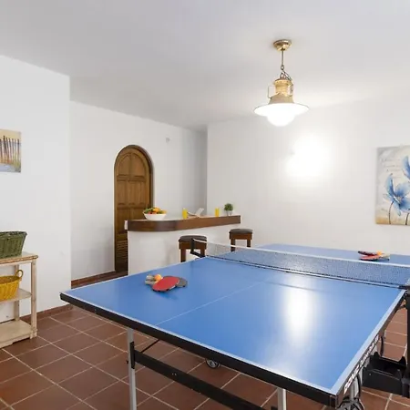 Nikki By Puerto del Carmen (Lanzarote)