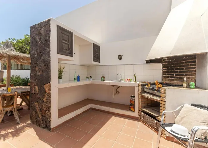 Nikki By Villa Puerto del Carmen (Lanzarote)